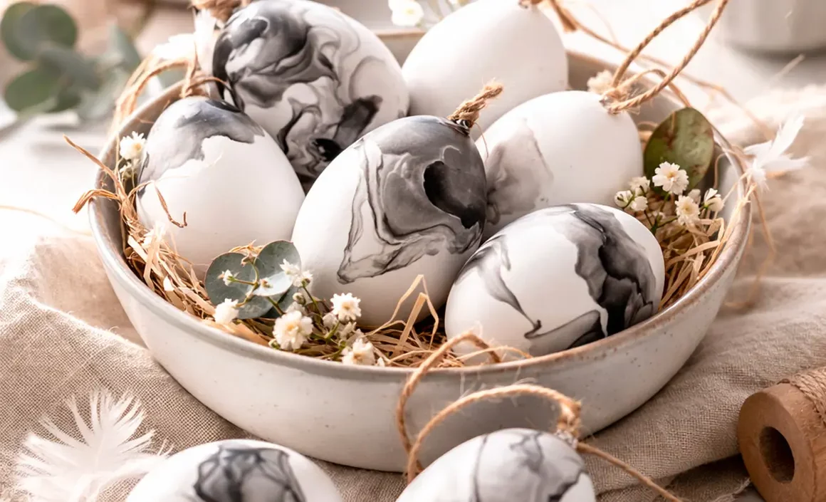 fabriquer oeuf paques marbre diy