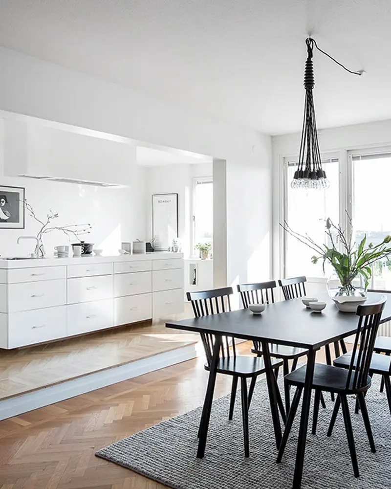deco appartement moderne scandinave noir blanc salle a manger