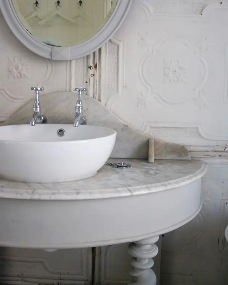deco maison industrielle chic blanche salle de bain