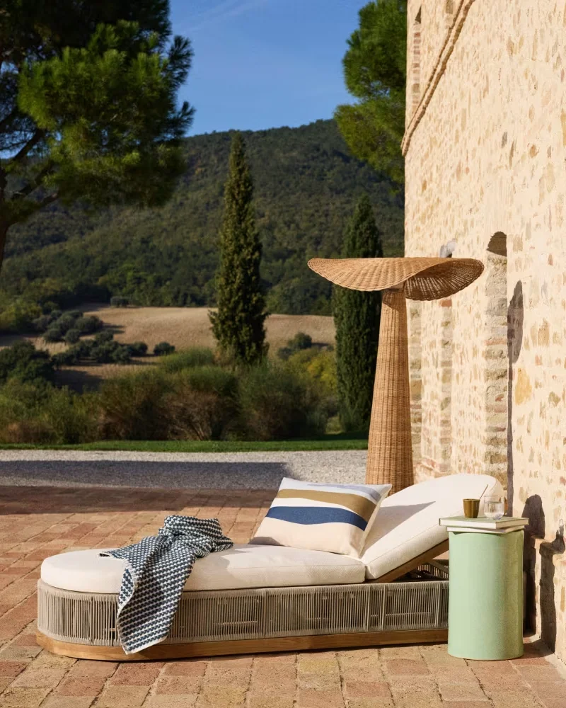 Lampadaire extérieur en rotin Maisons du Monde