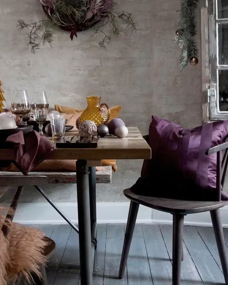 coussin violet deco salle a manger
