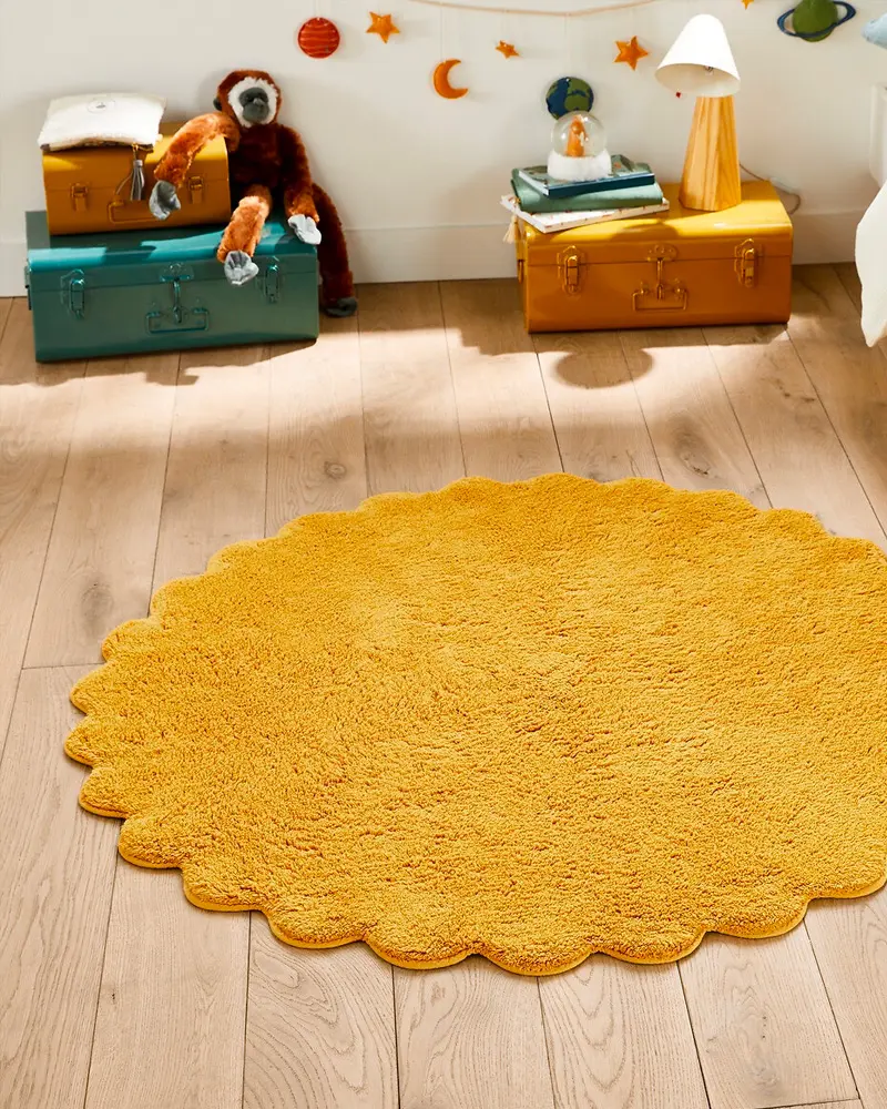 tapis jaune ondule