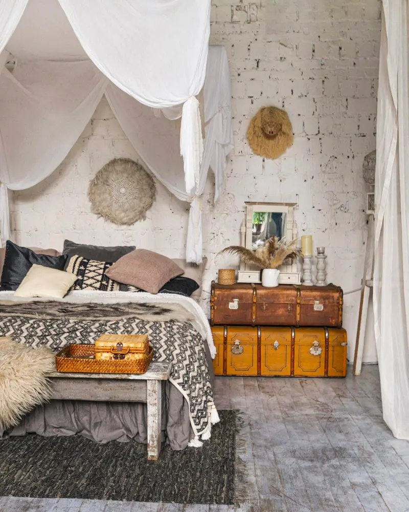 chambre vintage coffre cuir