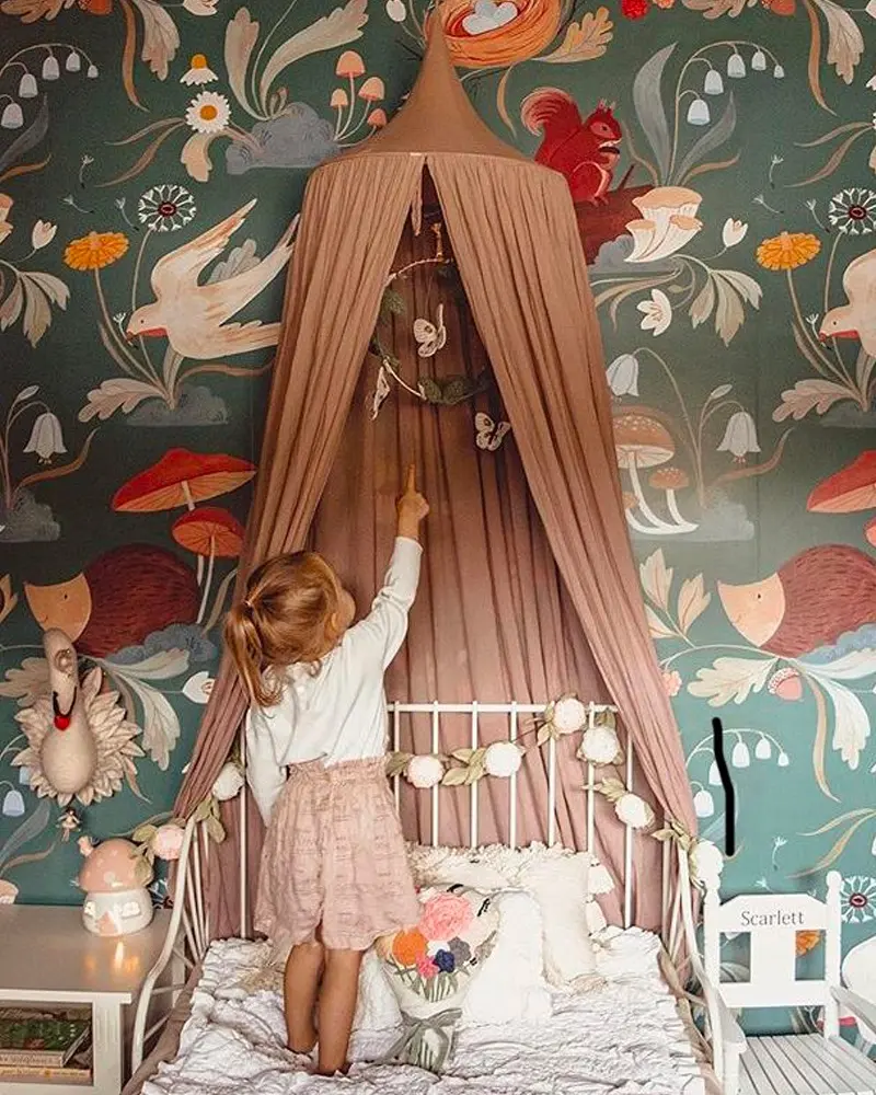 deco chambre enfant foret coloree