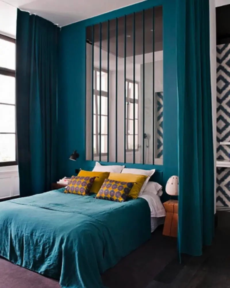deco chambre bleu canard jaune moutarde