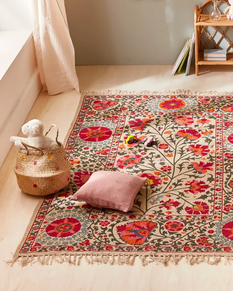 tapis motif floral