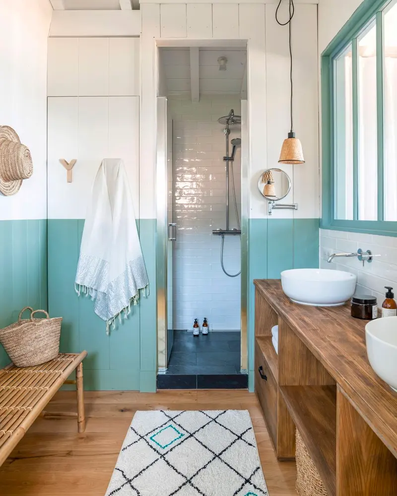 deco salle de bain bord de mer moderne