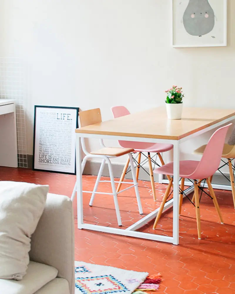 deco salle a manger sol terre cuite