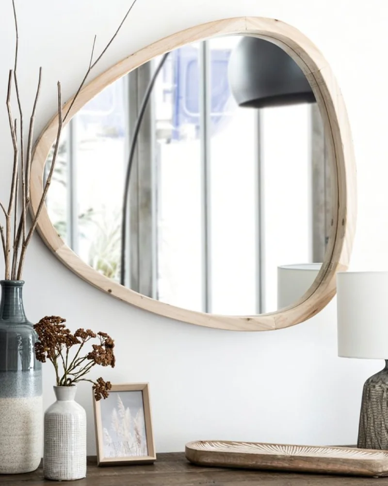 Miroir organique en bois de sapin Maisons du Monde