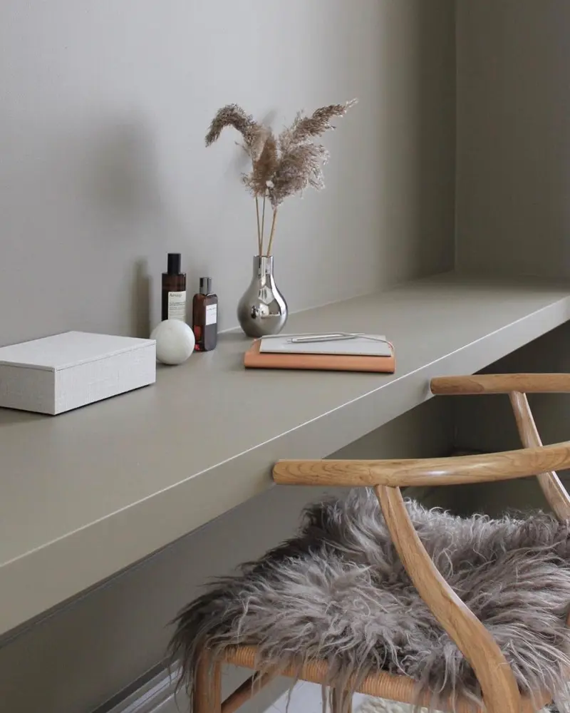 deco appartement minimaliste gris blanc bureau