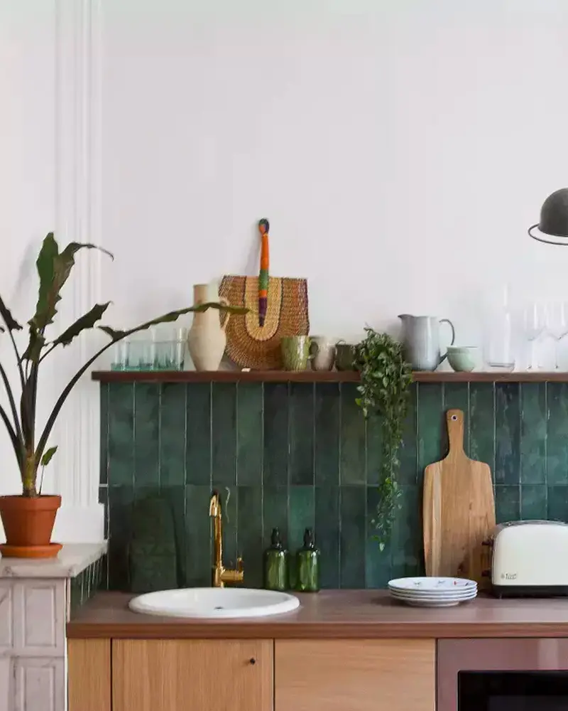 deco cuisine carrelage zellige vert bois