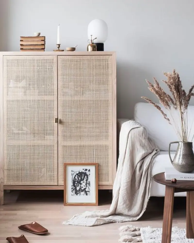 armoire cannage deco salon