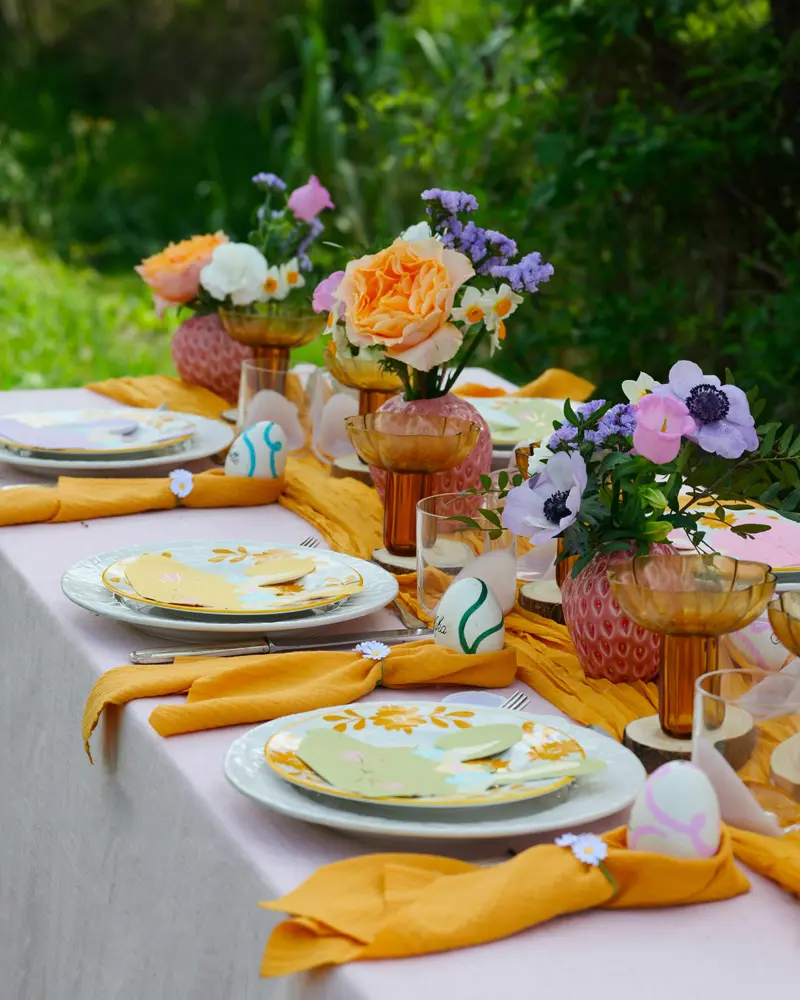 deco table paques jaune fleurs