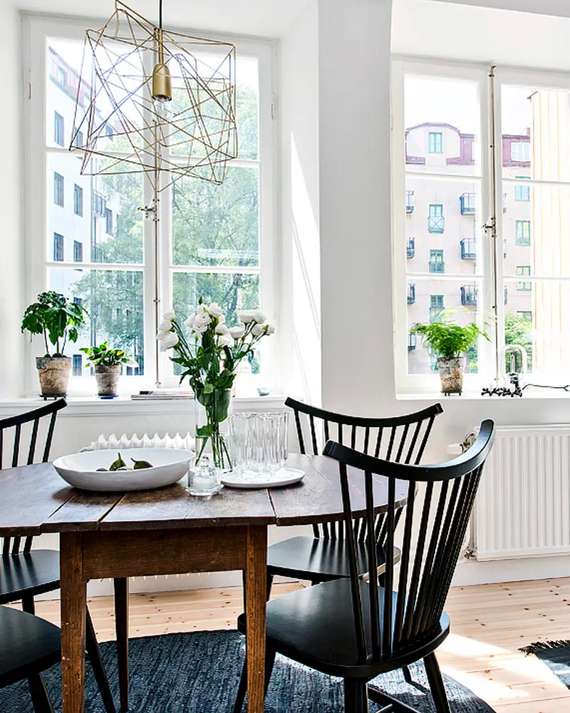 deco appartement scandinave vintage noir blanc salle a manger