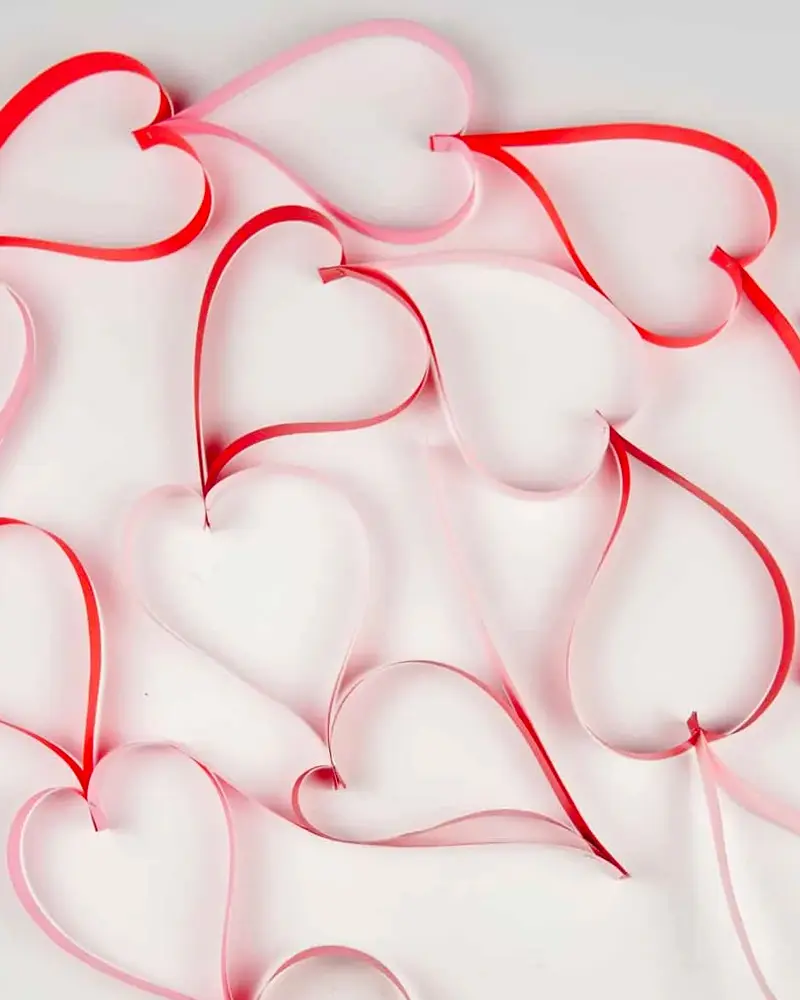 grande guirlande coeur papier diy saint valentin