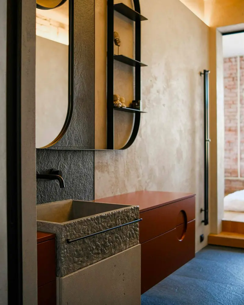 deco appartement minimaliste rouge noir salle de bain