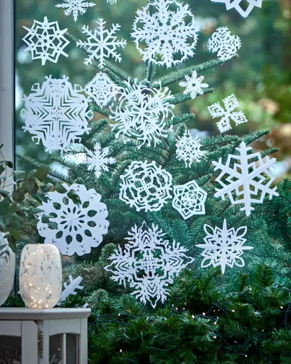 flocon papier diy deco fenetre noel