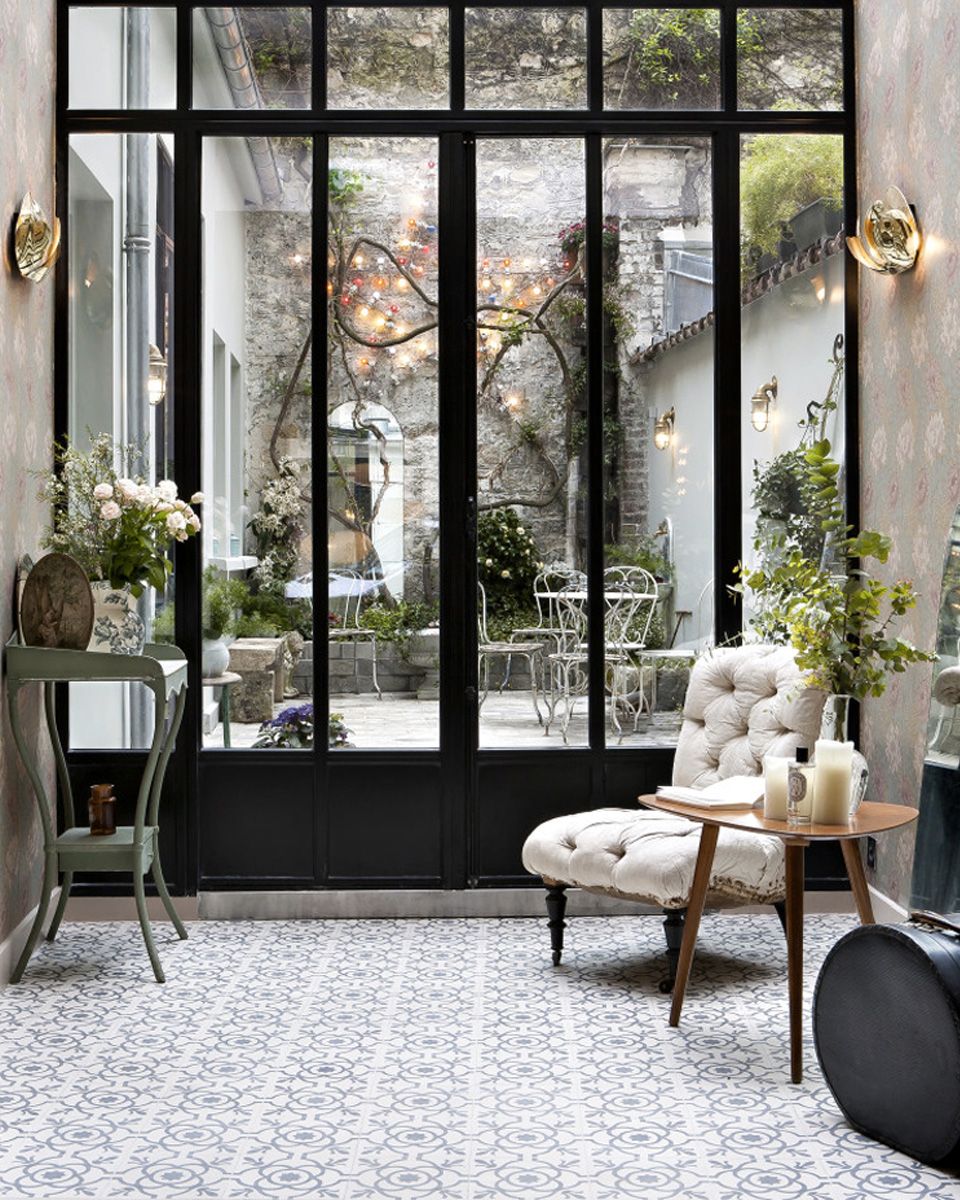 carreaux de ciment deco verrière